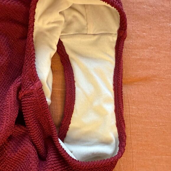 Kona Sol Crinkle Ribbed Scoop Tie Back Swimsuit in Burgundy Red Size Medium NWT - Picture 10 of 12